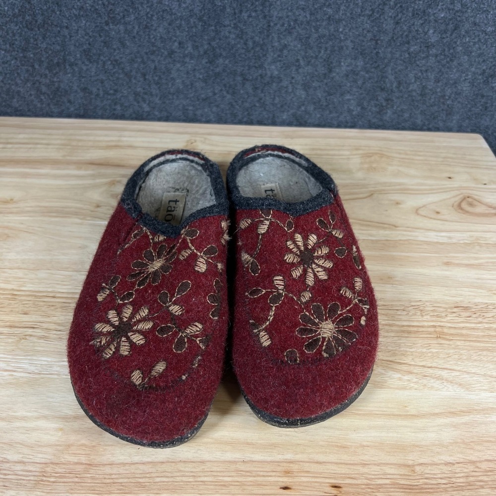 Taos Women Red Wool Floral Embroidered Clogs Mules Size EU 38 Made in Spain